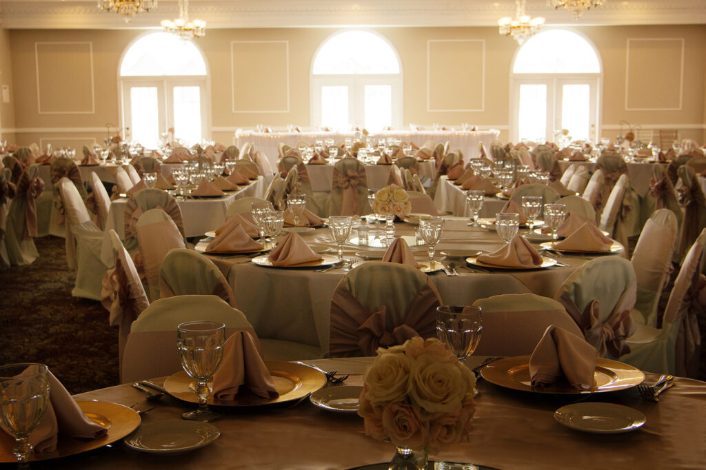 Wisconsin Dells banquet halls ideal for weddings